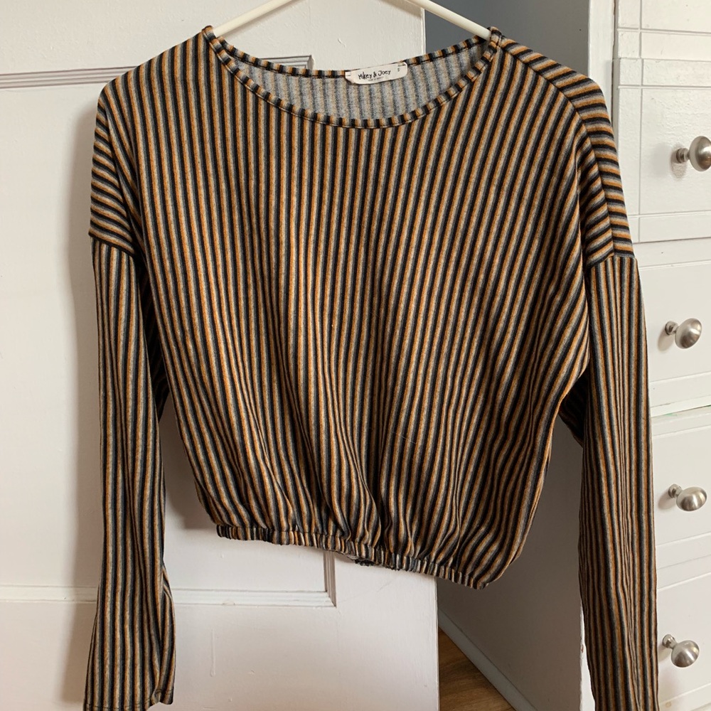 Striped cropped long sleeve